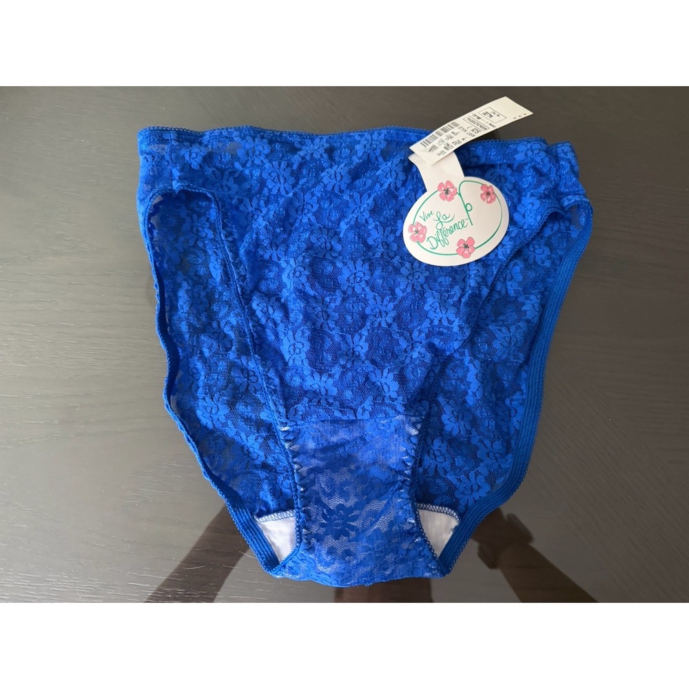 VIVE la DIFFERENCE VINTAGE PANTIES sz 7 LACE royal blue nylon New